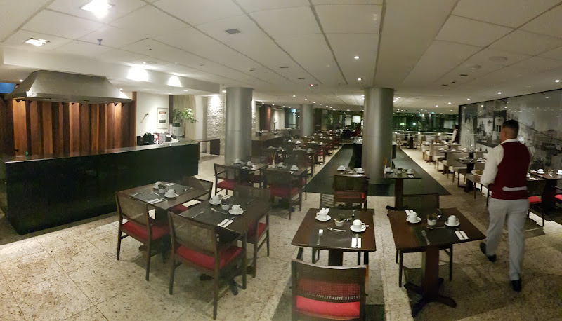No momento, você está visualizando Le Premier Restaurante